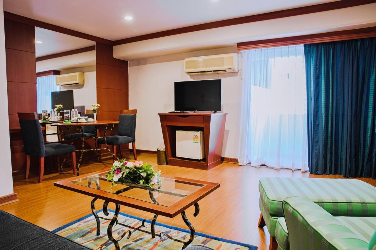 Baiyoke Suite Hotel Bangkok Exterior foto